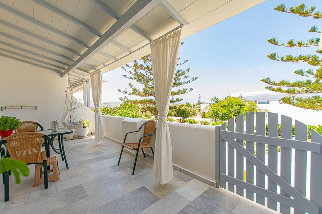 Maroussa Studios Agia Anna  Екстериор снимка