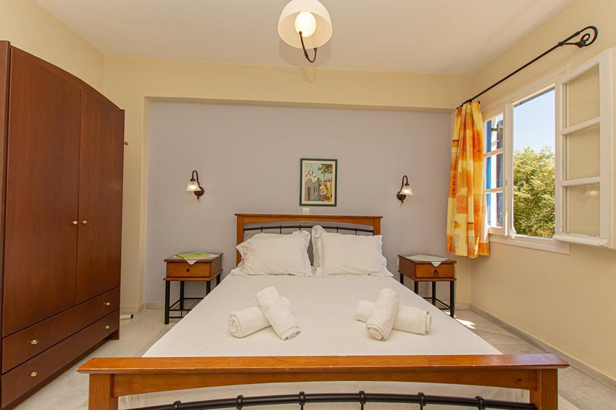 Maroussa Studios Agia Anna  Екстериор снимка