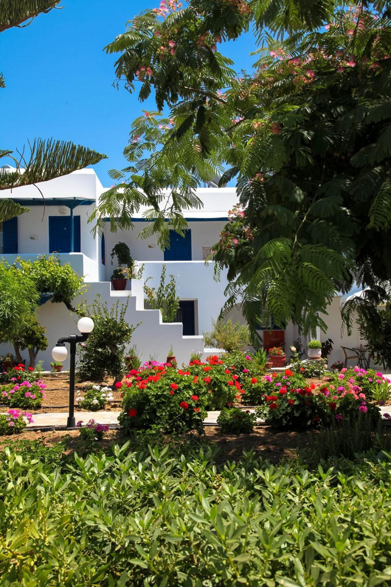 Maroussa Studios Agia Anna  Екстериор снимка