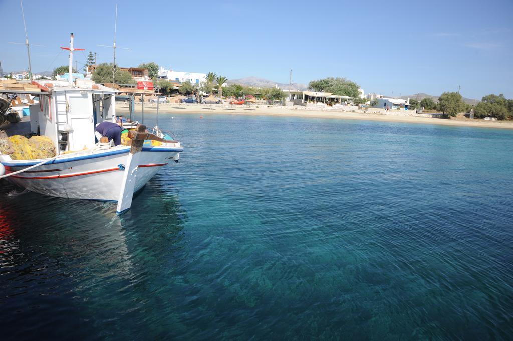 Maroussa Studios Agia Anna  Екстериор снимка