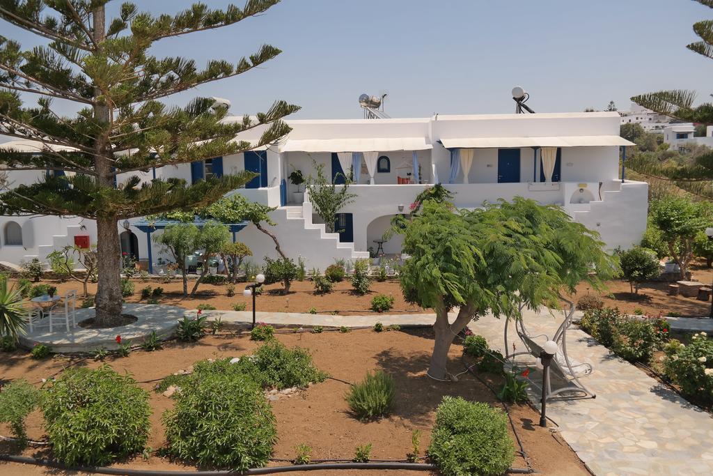 Maroussa Studios Agia Anna  Екстериор снимка
