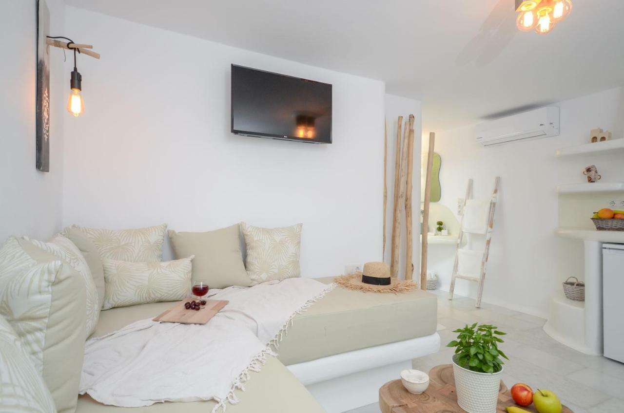 Maroussa Studios Agia Anna  Екстериор снимка